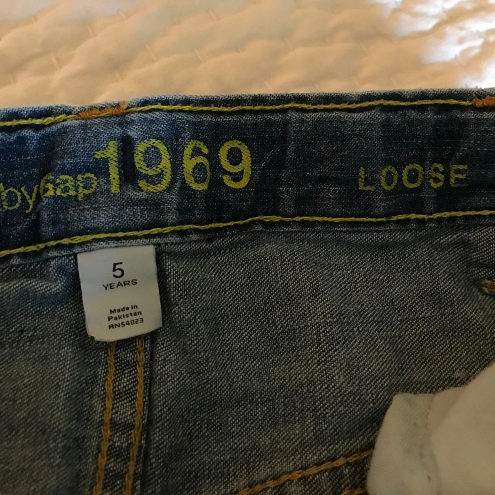 3/$20 BabyGap 1969 -  5 Years (Three Pair Bundle) - Picture 5 of 7